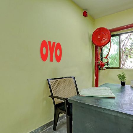 Hotel O Om Sai Residency Lodging And Boarding Taloje Budrukh Exterior foto
